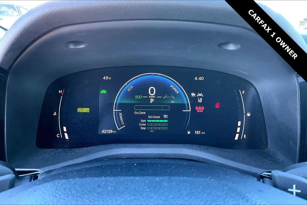 Used 2025 Toyota Camry SE image 13