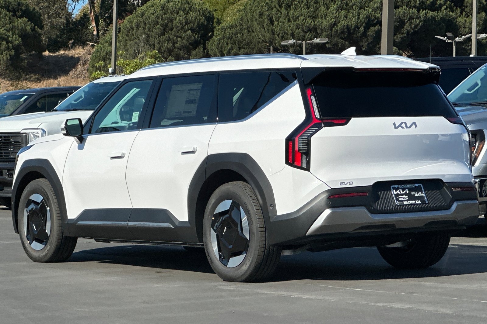 New 2026 Kia EV9 Wind AWD/4WD image 6