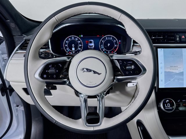 New 2026 Jaguar F-PACE R-Dynamic S image 12