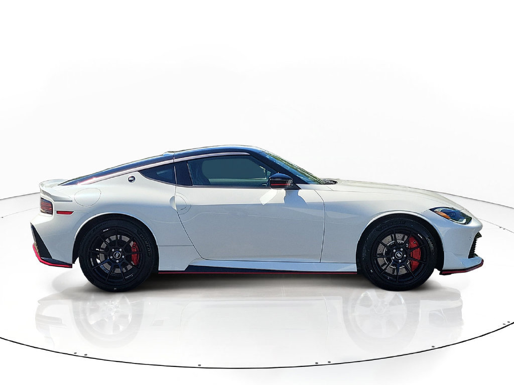 New 2027 Nissan Z NISMO RWD image 5