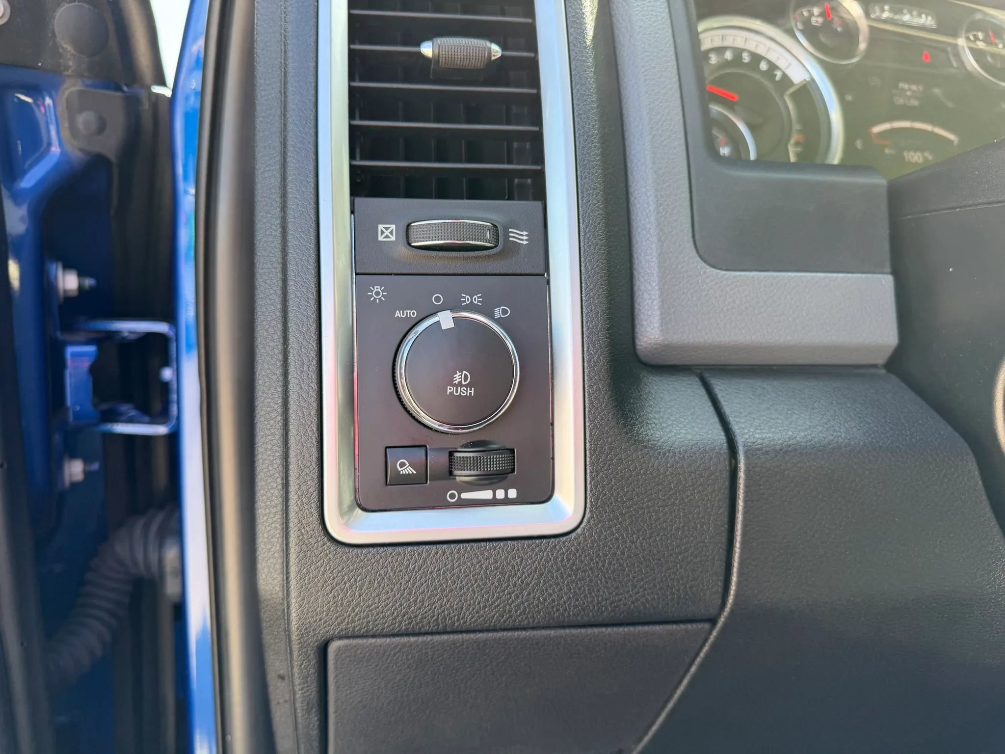 Used 2016 RAM 1500 Big Horn image 16