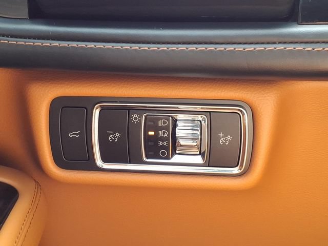 Used 2025 Lincoln Aviator Black Label AWD/4WD image 14