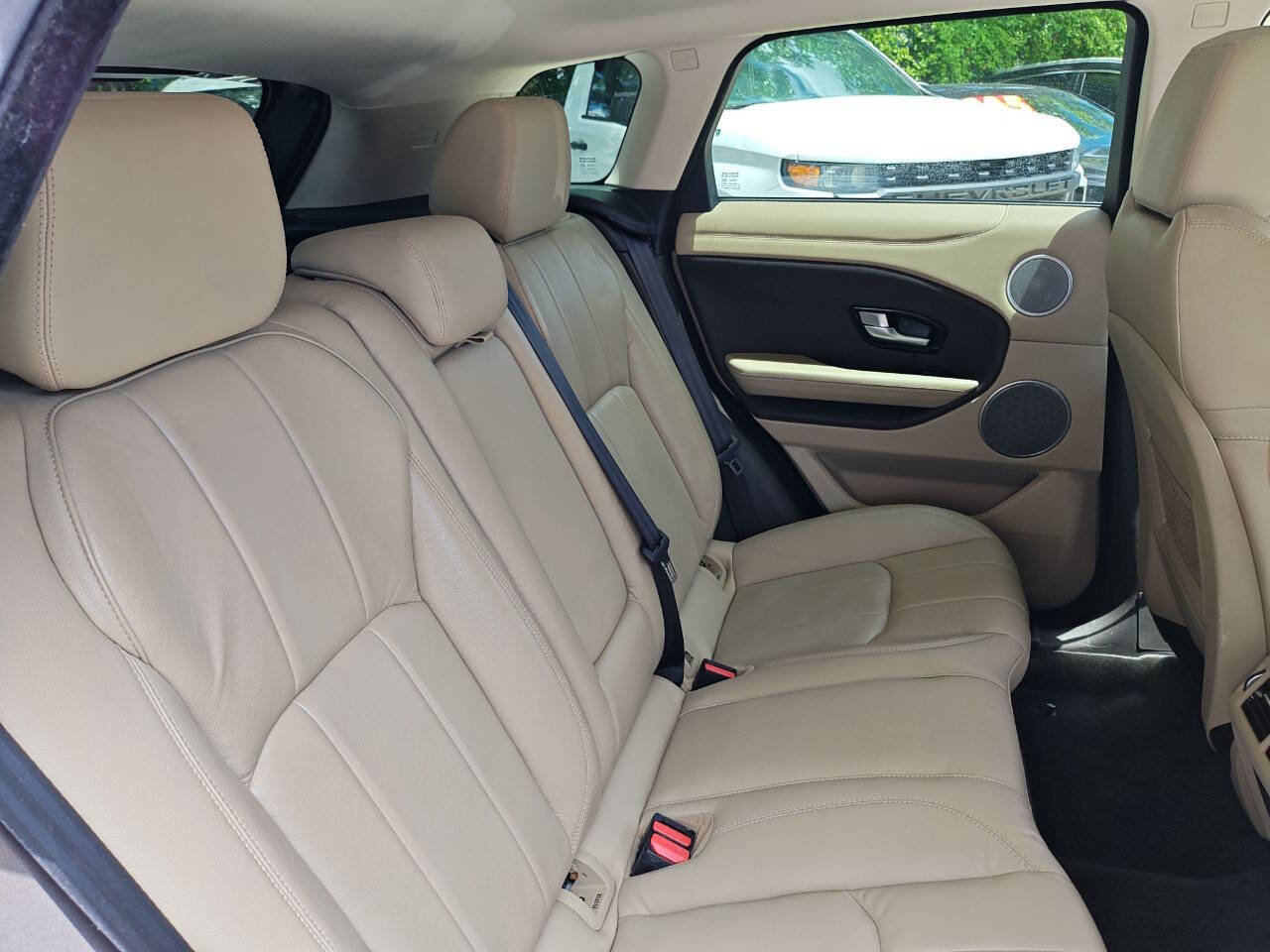 Used 2018 Land Rover Range Rover Evoque SE AWD/4WD image 49