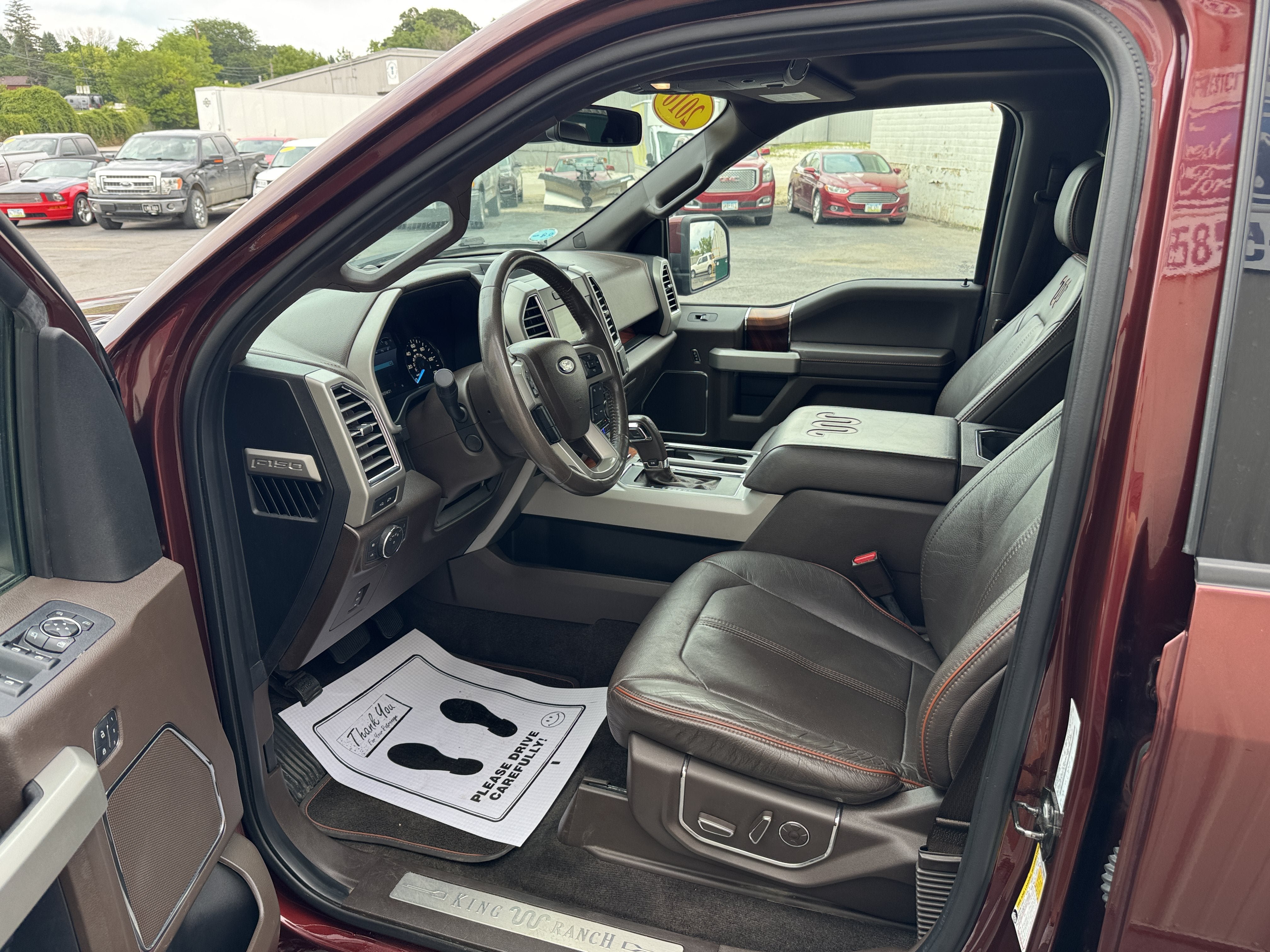 Used 2016 Ford F150 King Ranch w/ Equipment Group 601A Luxury AWD/4WD image 9