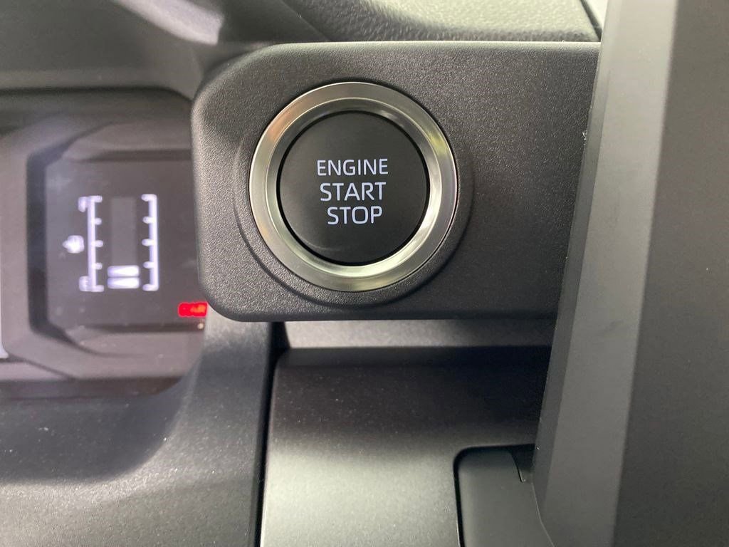 New 2026 Toyota 4Runner SR5 image 18