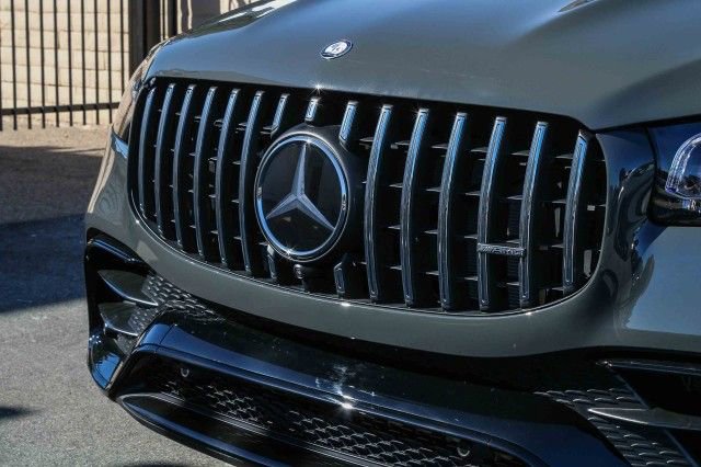 New 2026 Mercedes-Benz GLS 63 AMG 4MATIC image 5