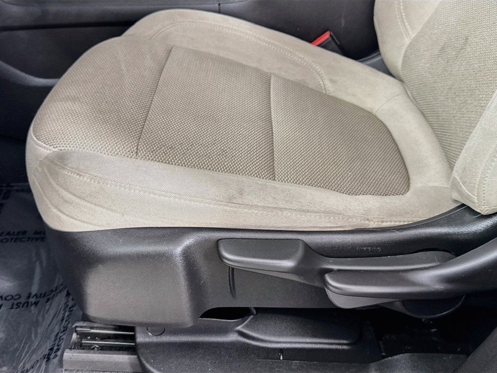 Used 2022 Chevrolet Traverse LS w/ LPO, Cargo Package FWD image 22