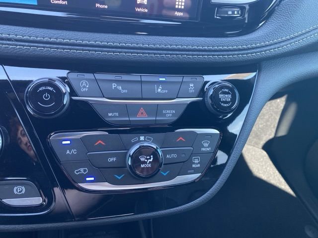 New 2026 Chrysler Pacifica Select image 26