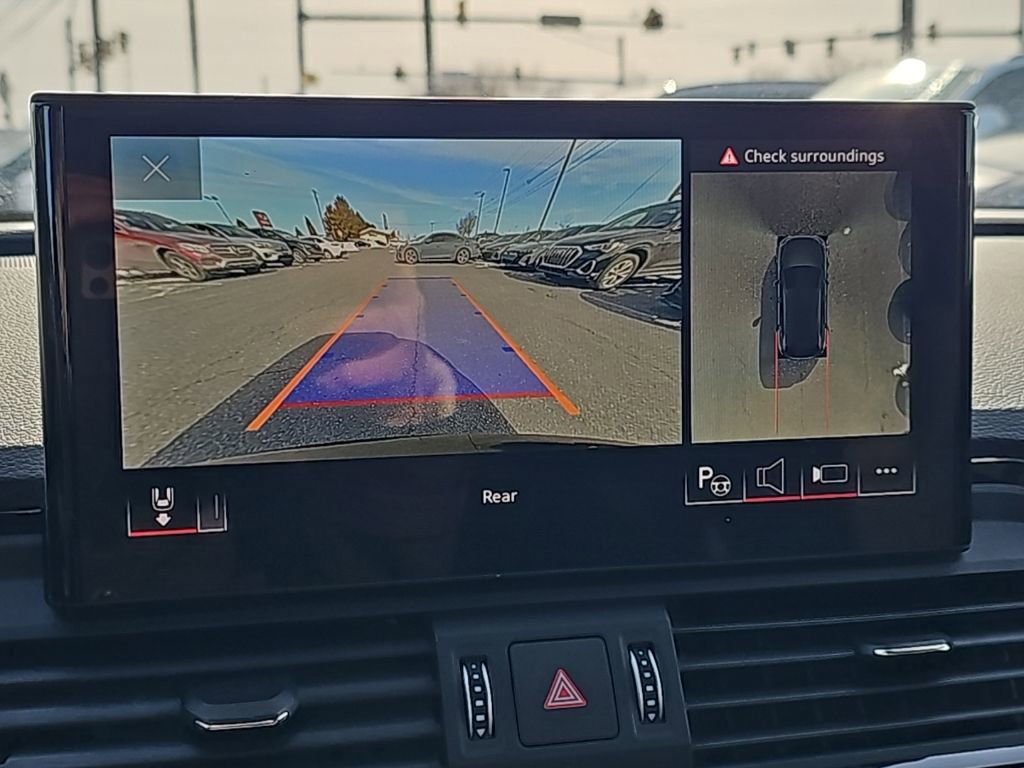 Used 2024 Audi Q5 e Prestige w/ Prestige Package image 8