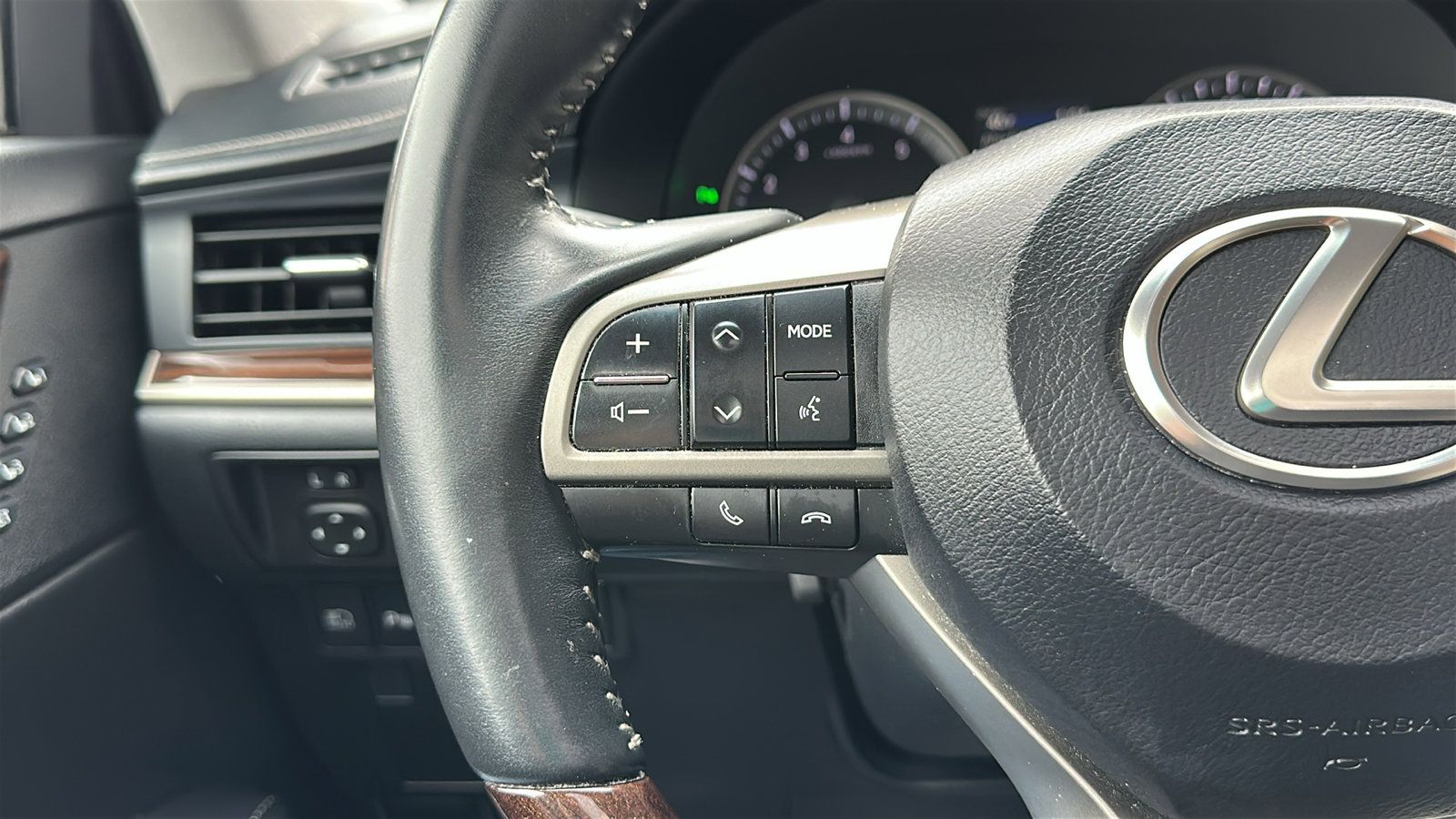 Used 2016 Lexus ES 350 image 16