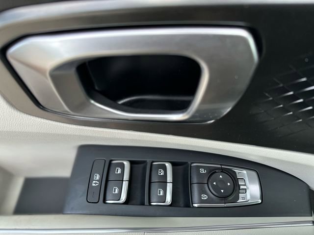 Used 2022 Kia Sorento EX w/ Panoramic Sunroof Package FWD image 14