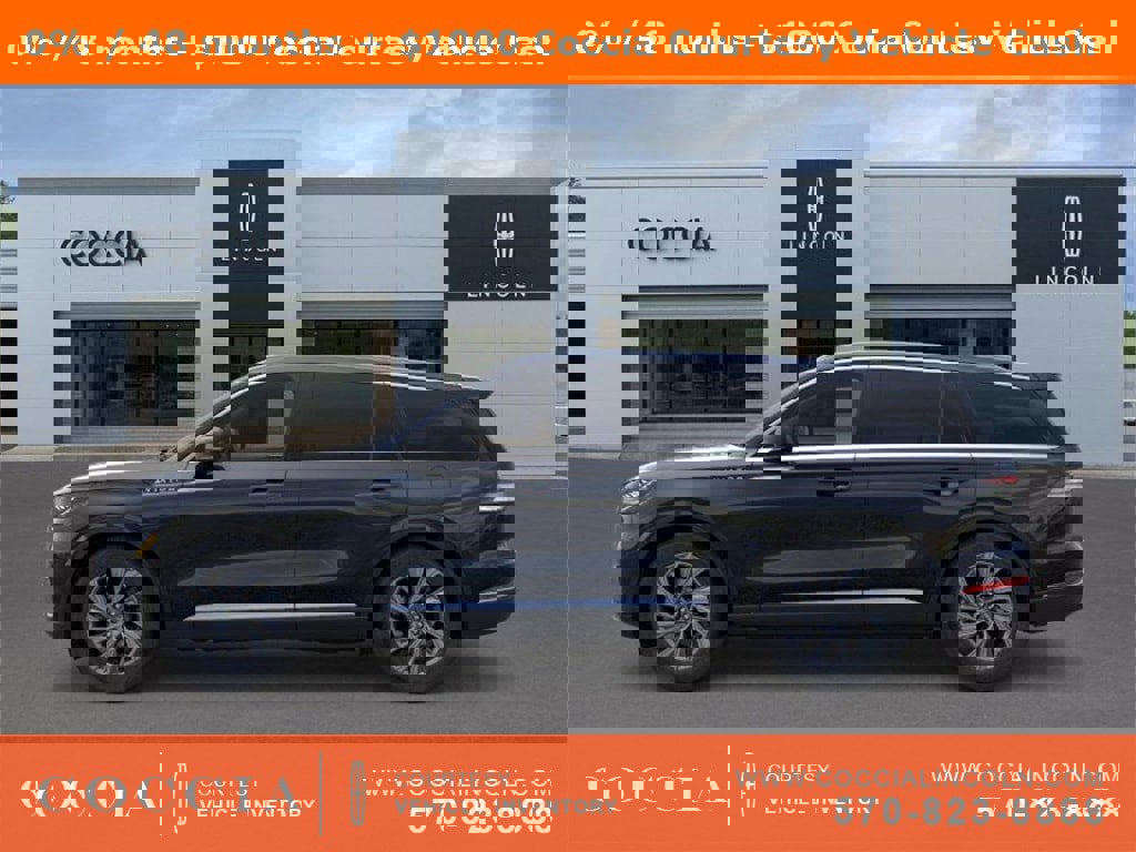 New 2025 Lincoln Aviator AWD image 3