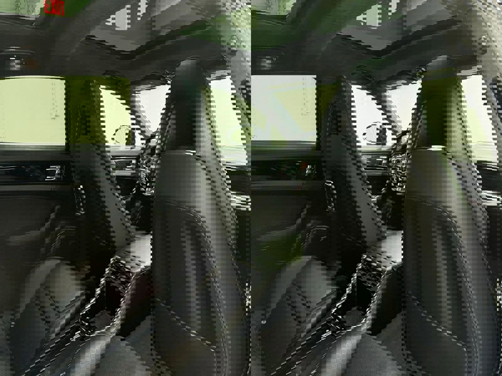 Used 2017 Porsche Panamera Turbo w/ Sport Chrono Package image 16