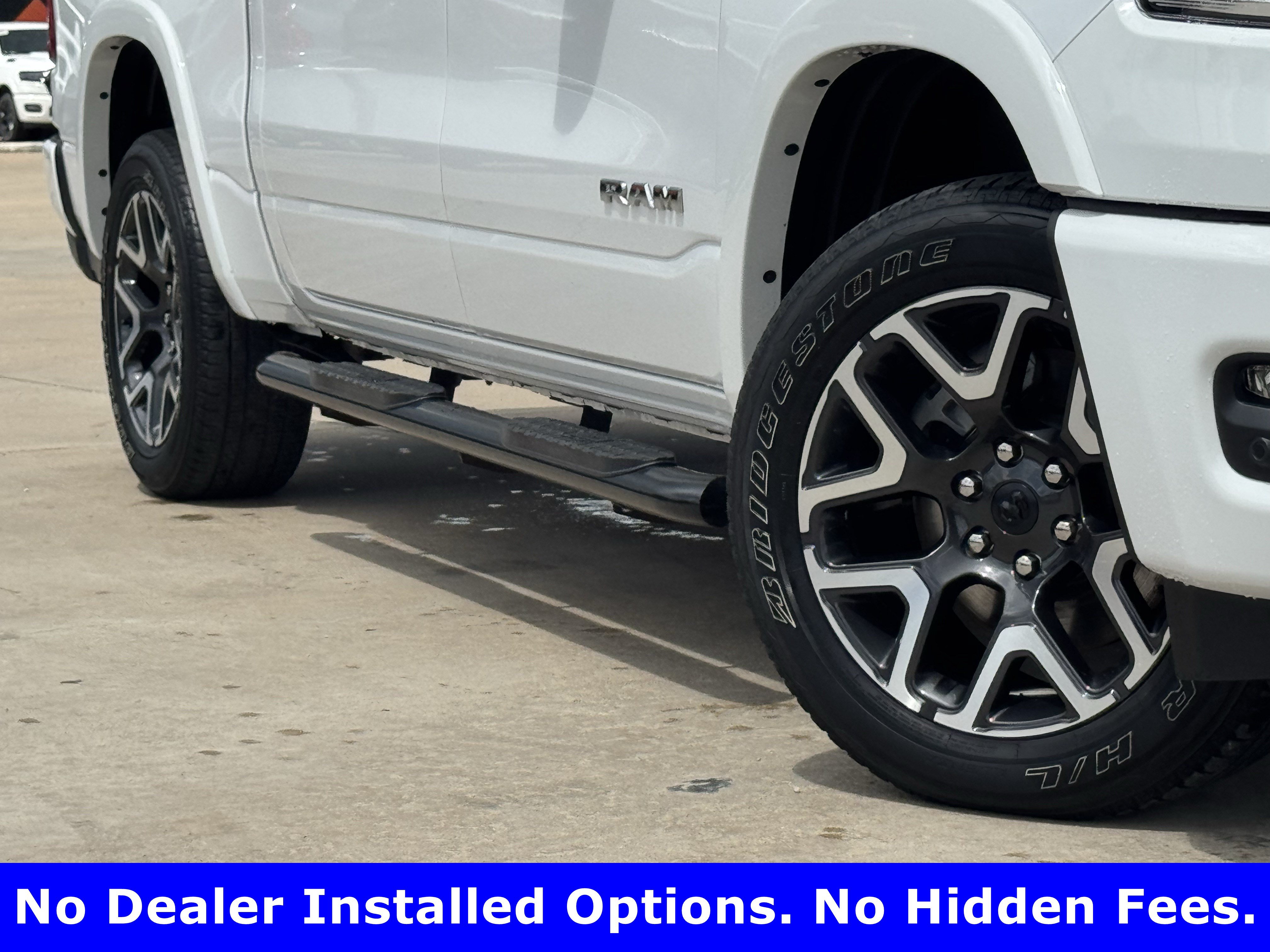 Used 2025 RAM 1500 Laramie w/ Sport Appearance Package AWD/4WD image 3