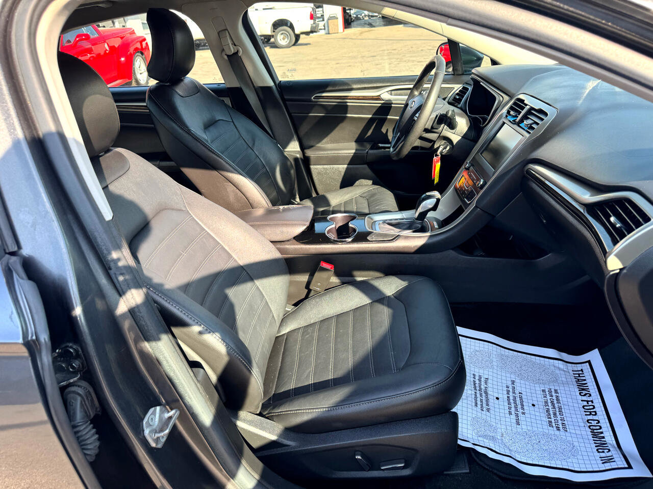 Used 2016 Ford Fusion SE w/ Equipment Group 202A image 10