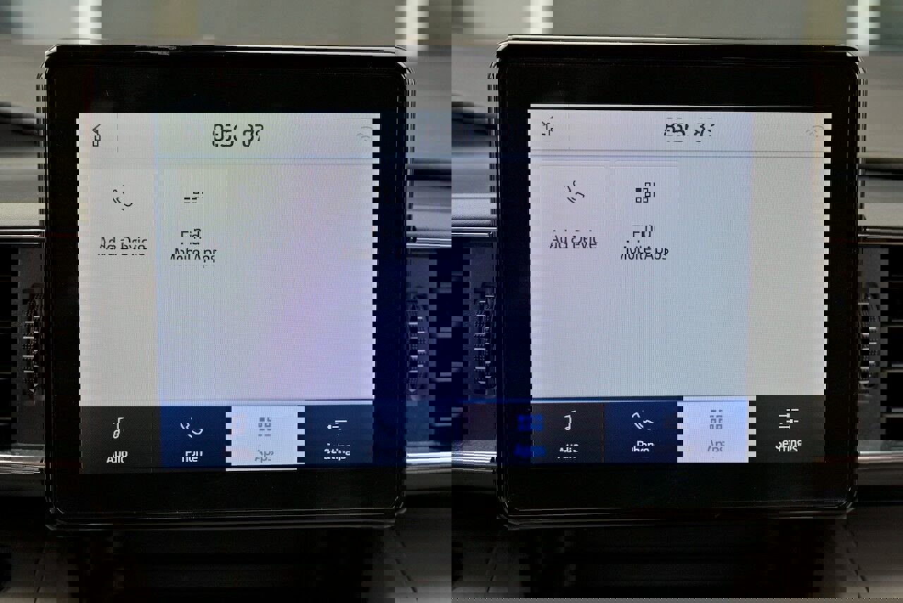 Used 2023 Ford Explorer XLT w/ Equipment Group 202A image 28