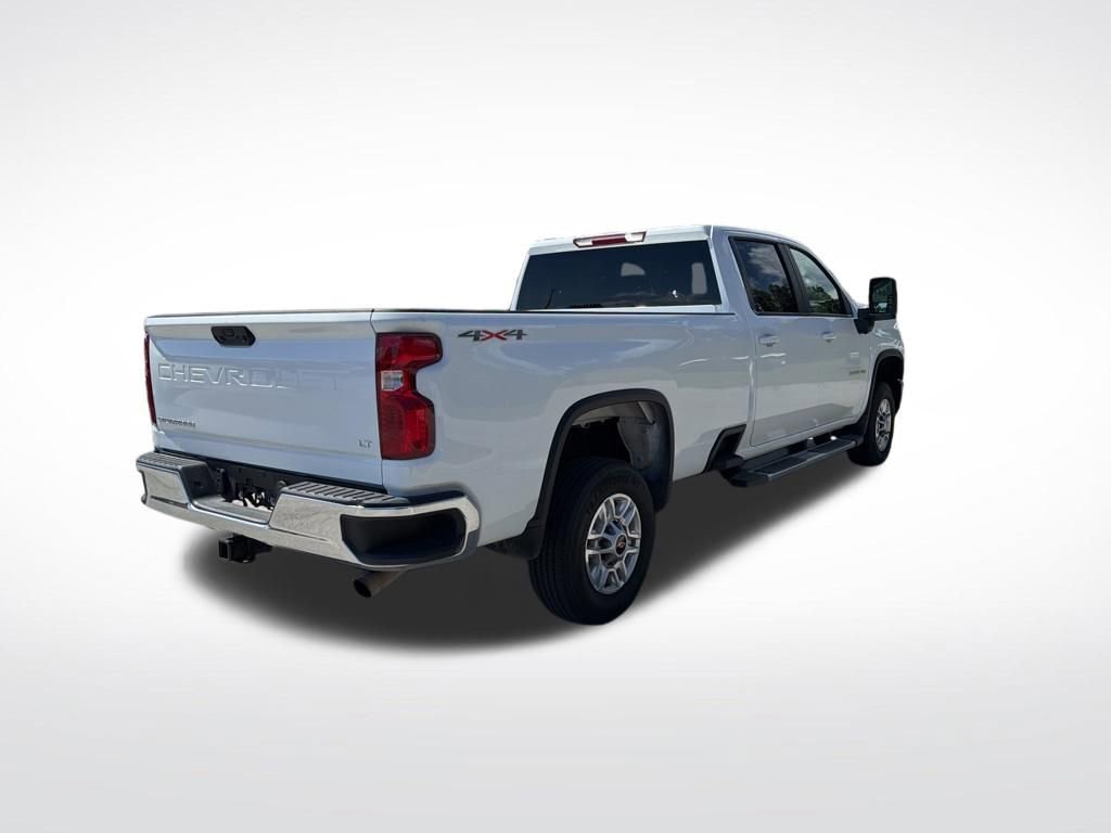 Used 2025 Chevrolet Silverado 2500 LT w/ Convenience Package image 5