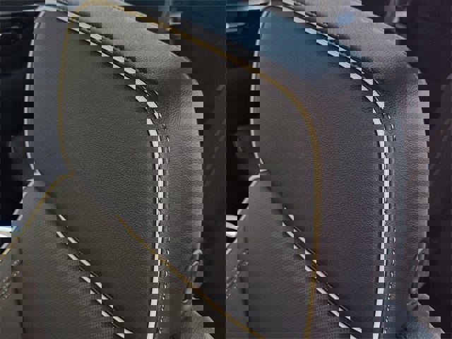 New 2025 Chevrolet Suburban Premier image 11