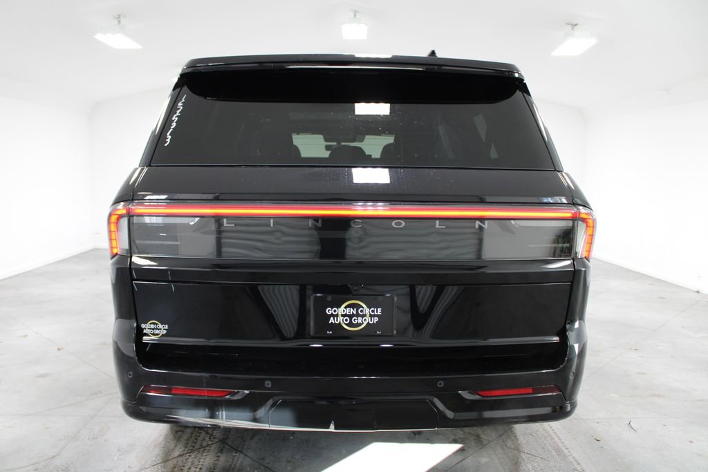New 2026 Lincoln Navigator L Reserve image 7