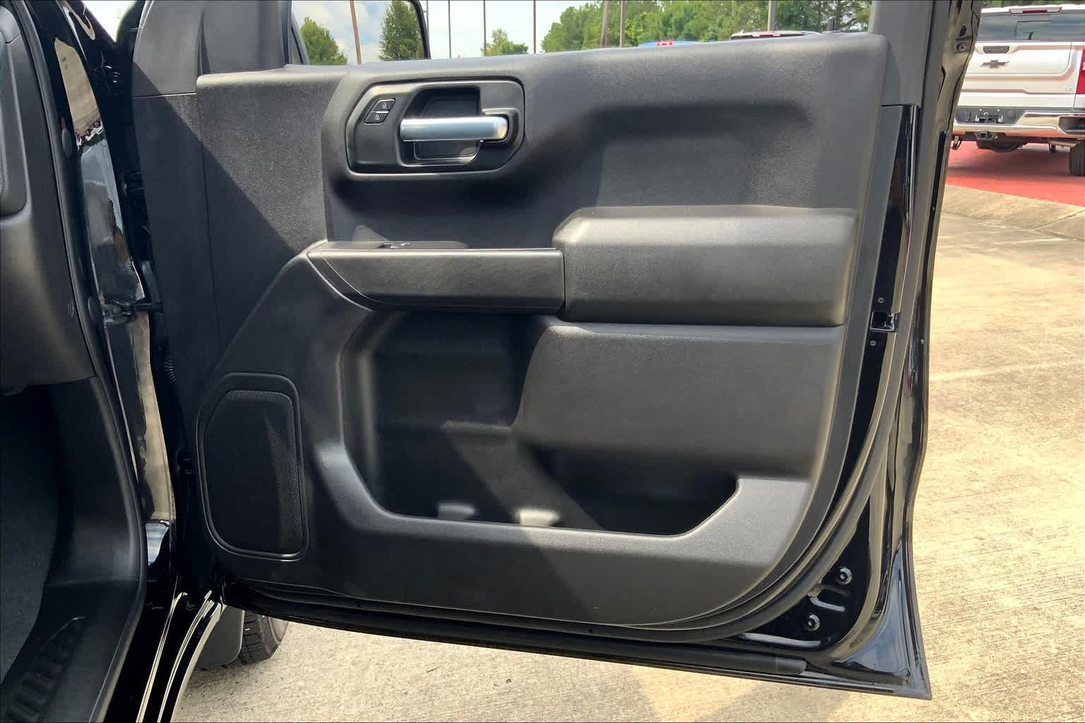 Certified 2021 Chevrolet Silverado 1500 Custom RWD image 21