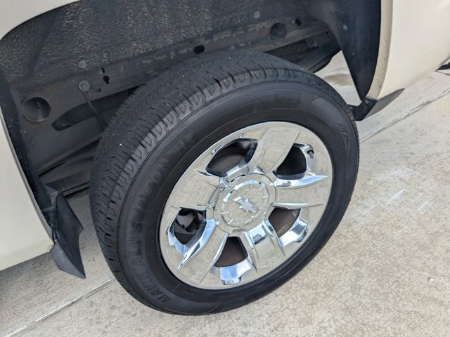 Used 2015 Chevrolet Silverado 1500 LTZ w/ Texas Edition, 1LZ Trim RWD image 18