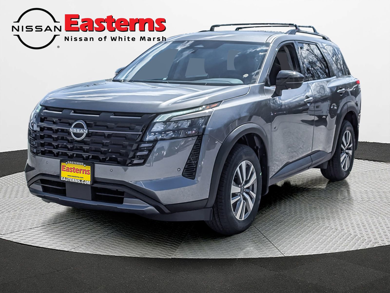 New 2026 Nissan Pathfinder SL image 1