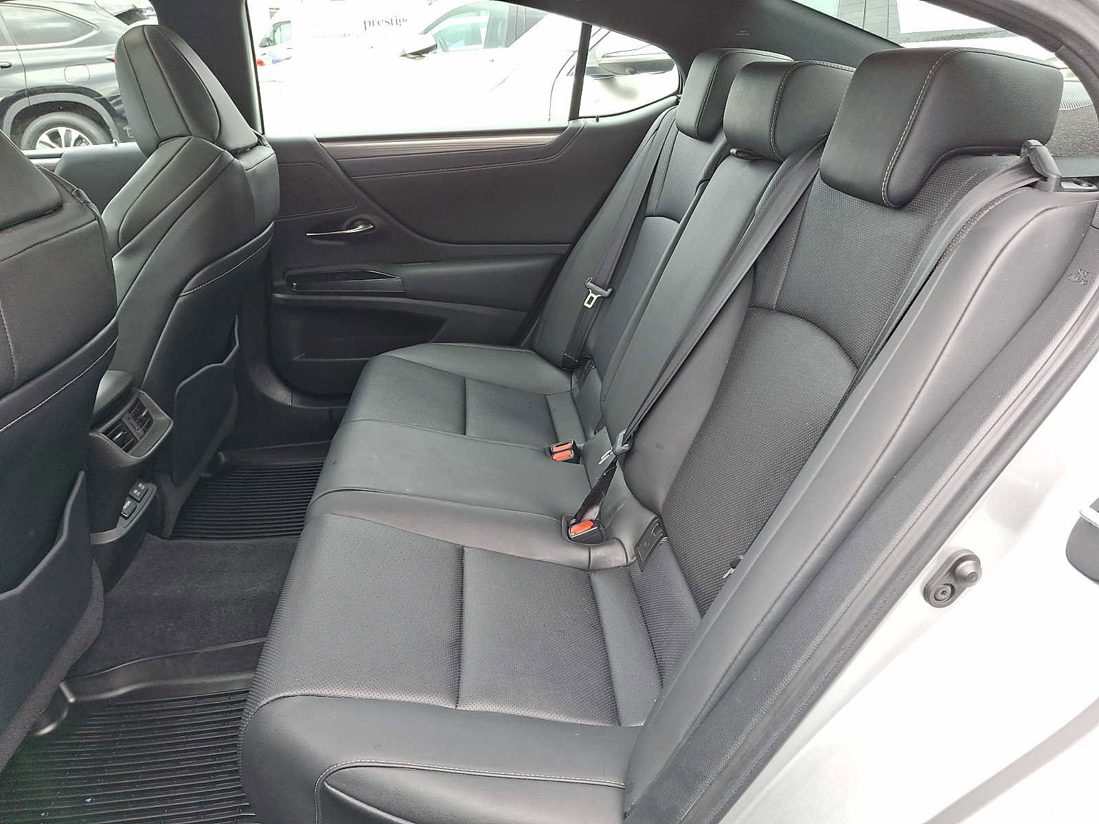 Used 2020 Lexus ES 350 F Sport w/ Accessory Package 2 image 8