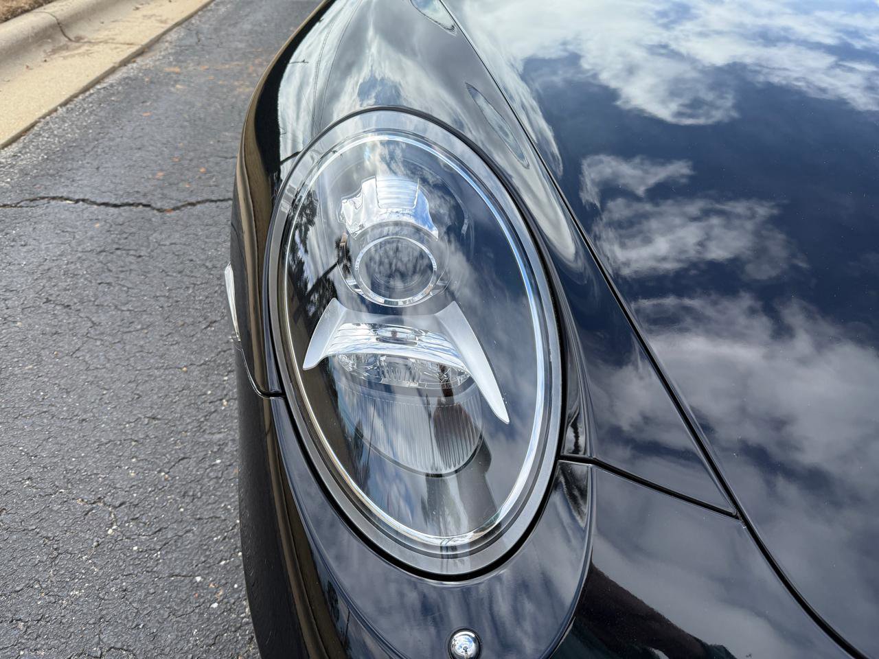 Used 2015 Porsche 911 Carrera S image 17