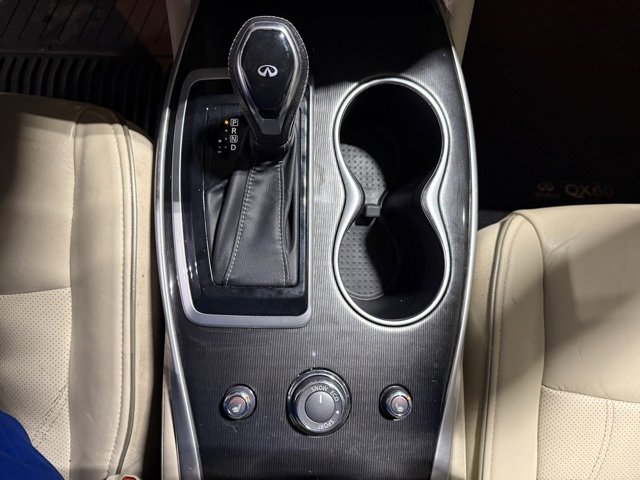 Used 2019 INFINITI QX60 Luxe w/ Essential Package image 21