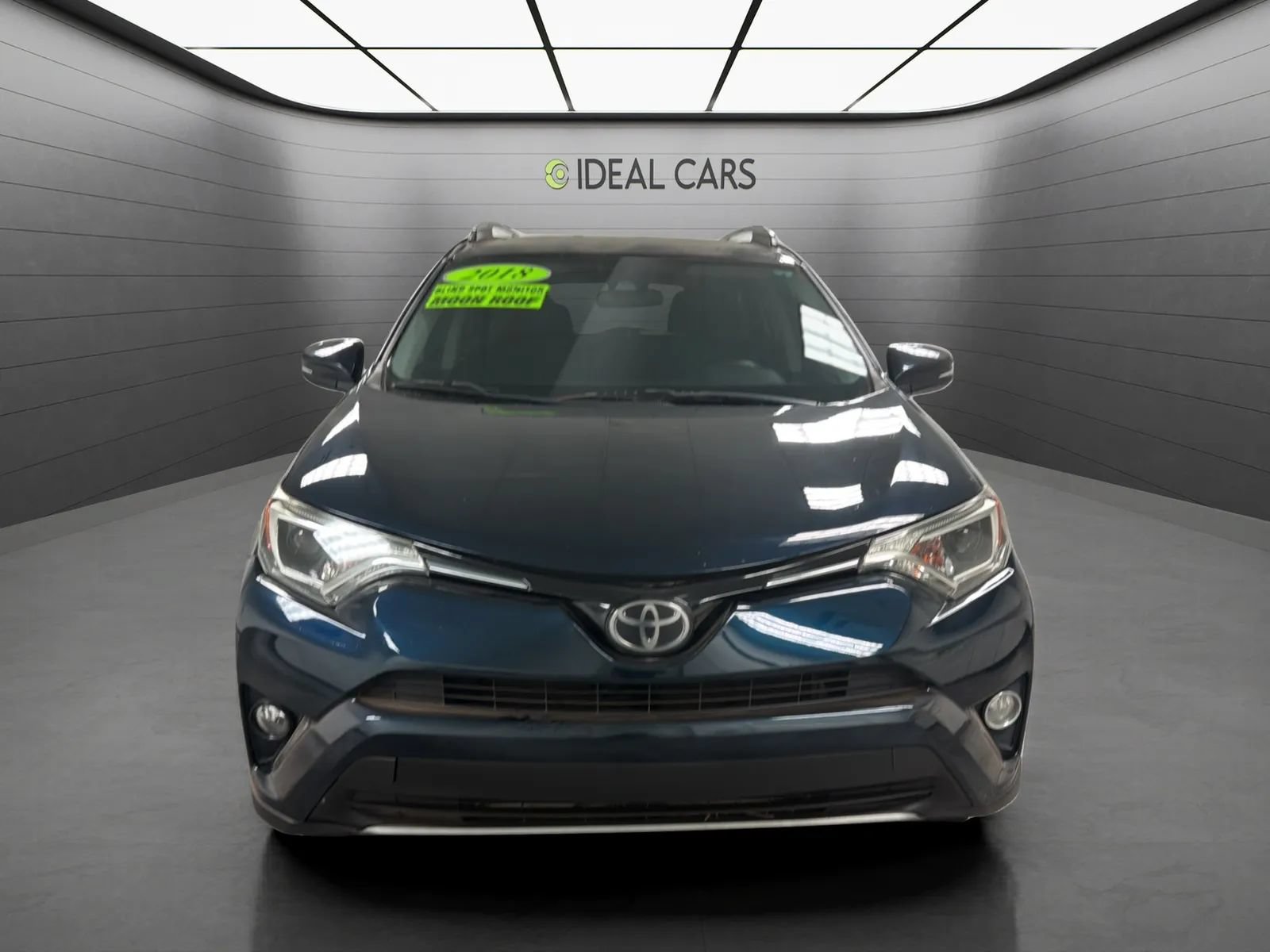 Used 2018 Toyota RAV4 XLE w/ Plus Extra Value Package FWD image 2