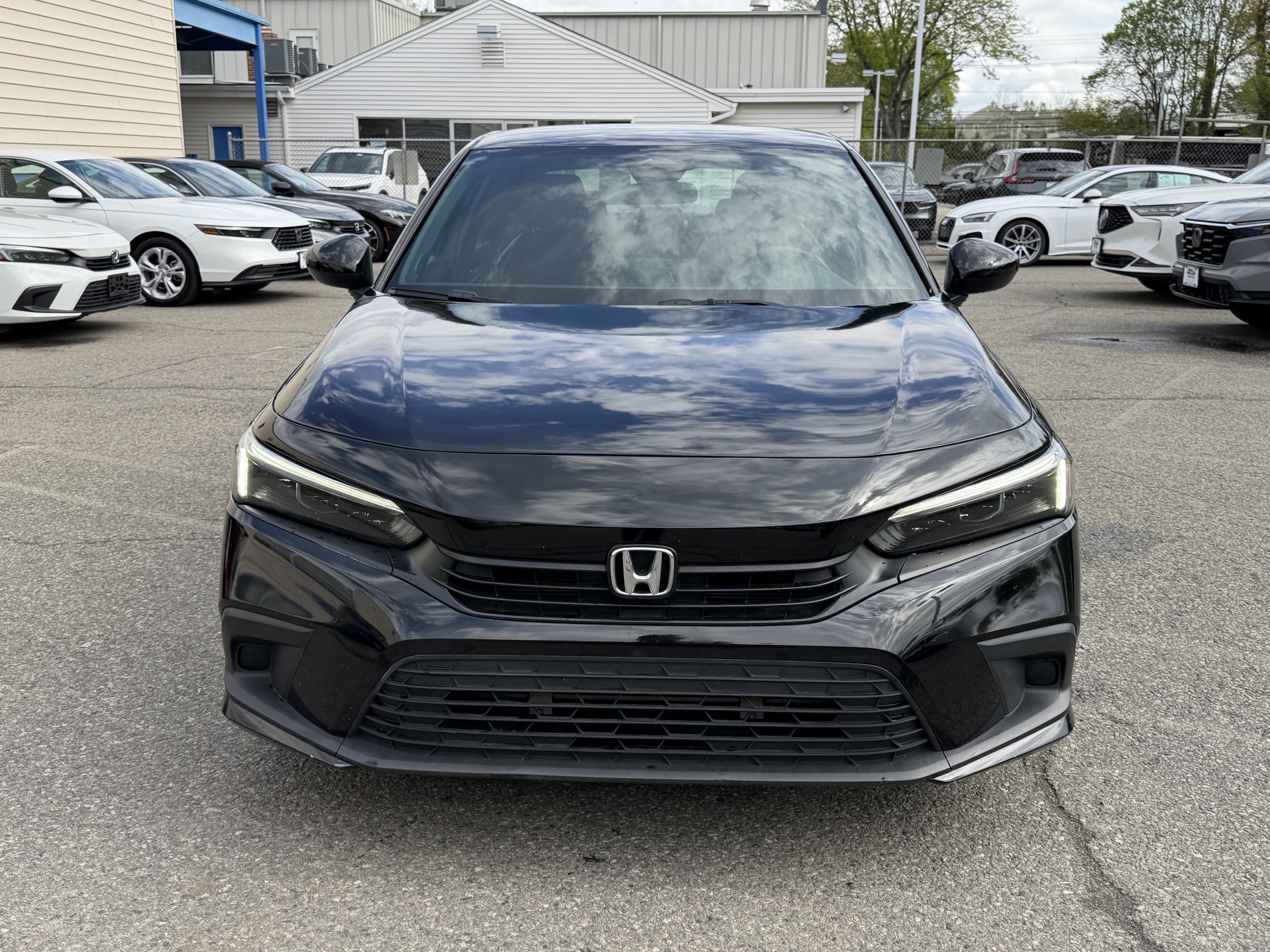 Used 2022 Honda Civic Sport image 2