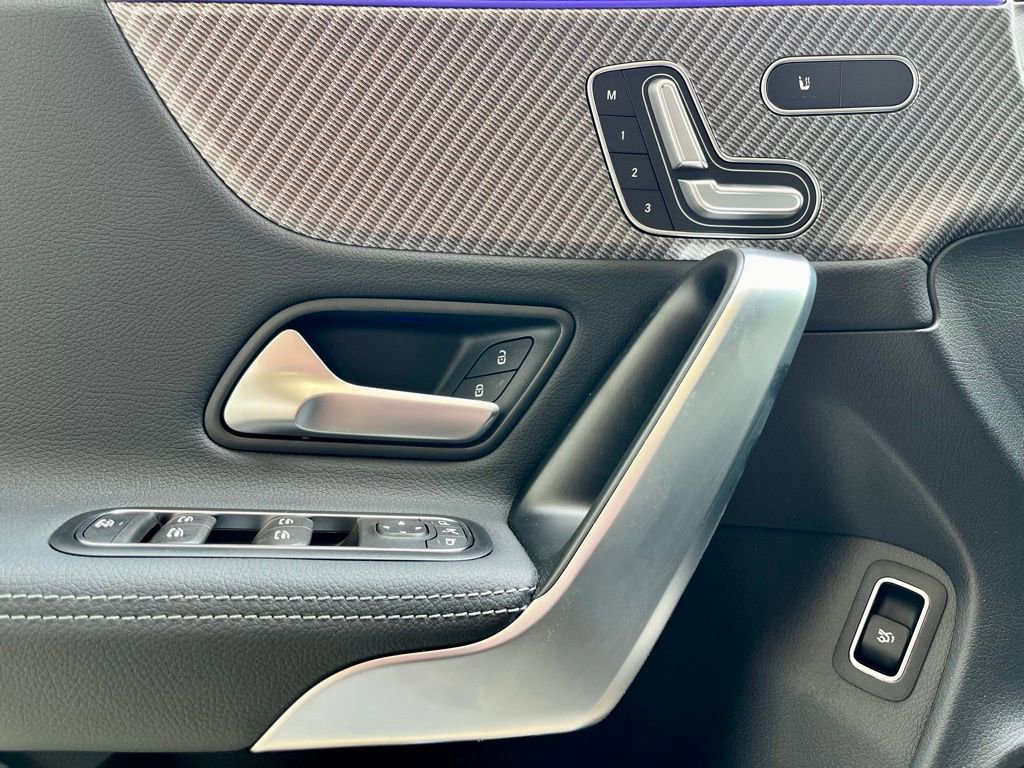 Certified 2025 Mercedes-Benz CLA 250 4MATIC image 14