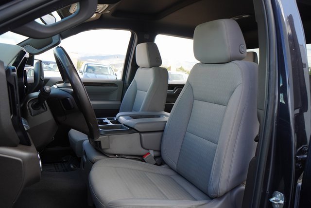 Used 2023 GMC Sierra 1500 SLE image 25