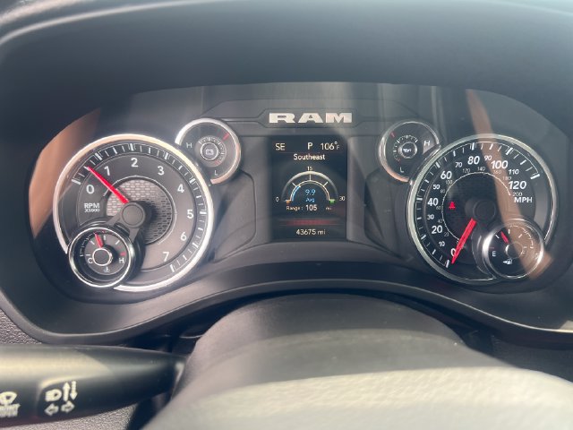 Used 2023 RAM 1500 Big Horn AWD/4WD image 17