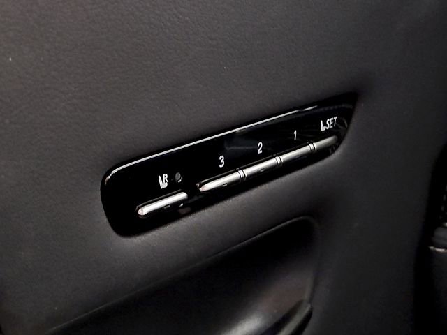 Used 2023 Lexus LS 500 AWD w/ Interior Upgrade Package image 29
