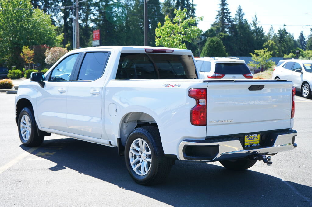 Used 2022 Chevrolet Silverado 1500 LT AWD/4WD image 9