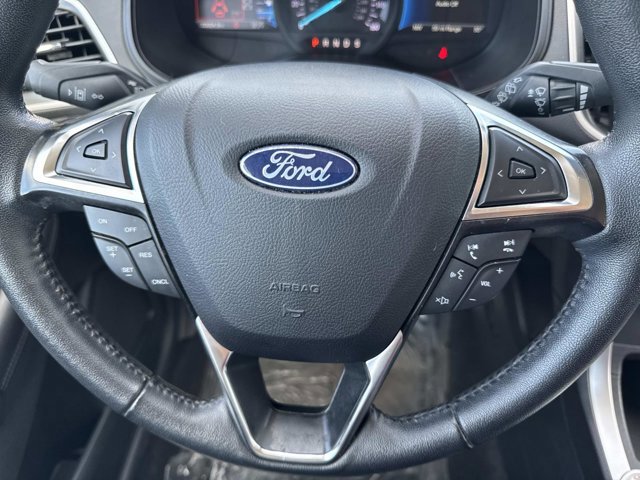 Used 2024 Ford Edge SEL image 27