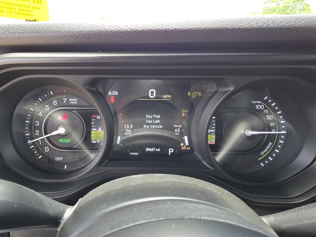 Used 2024 Jeep Wrangler Unlimited AWD/4WD image 27