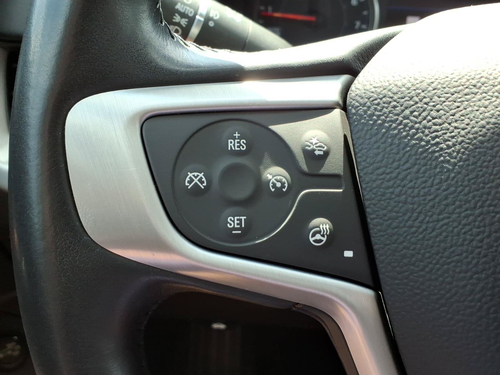 Certified 2022 GMC Terrain SLT w/ Infotainment Package II AWD/4WD image 17