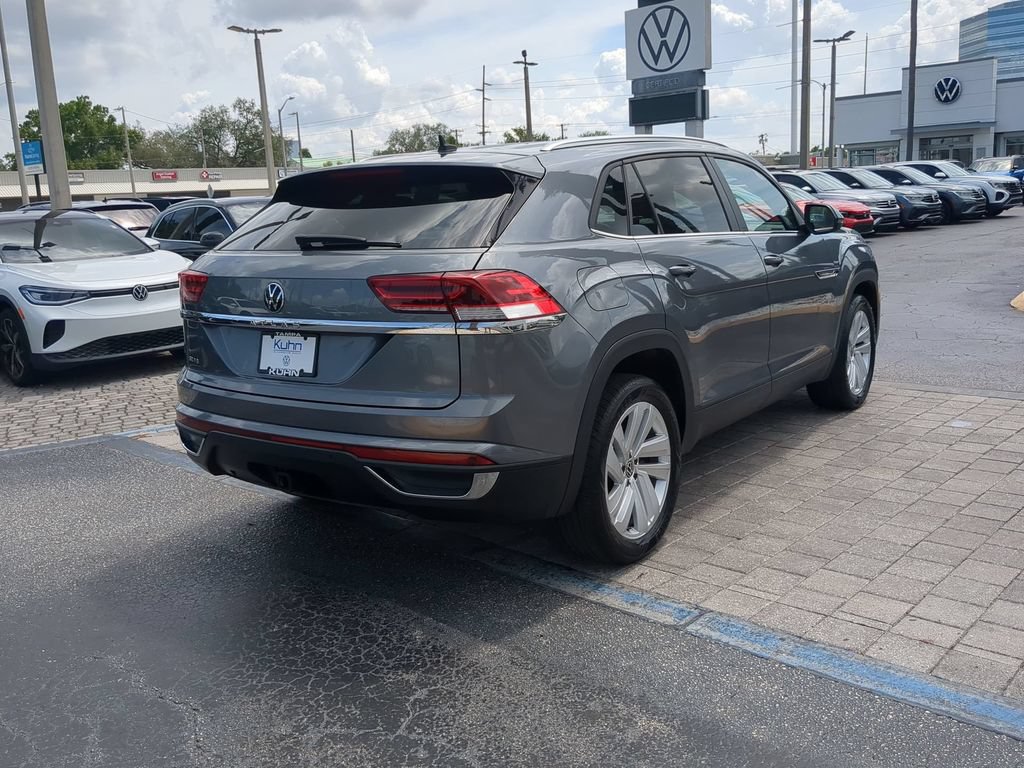 Used 2023 Volkswagen Atlas Cross Sport SE FWD image 4