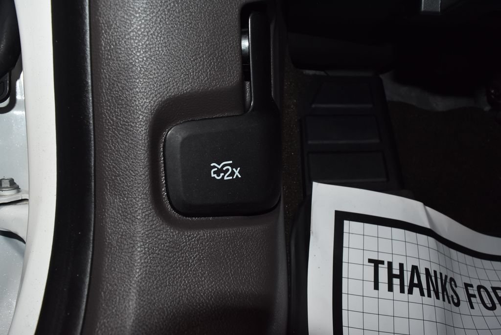 Used 2024 Lincoln Corsair Reserve AWD/4WD image 7