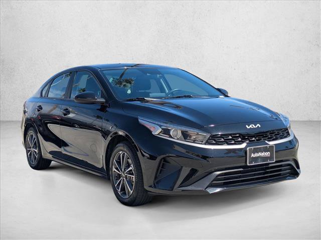 Used 2023 Kia Forte LXS FWD image 3