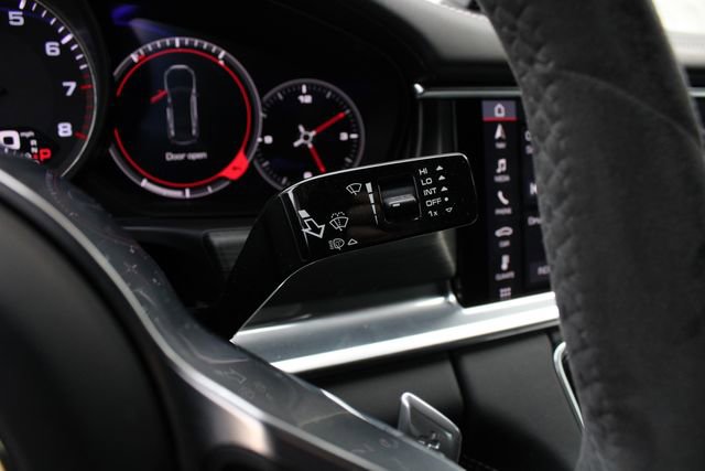 Used 2019 Porsche Panamera GTS image 14