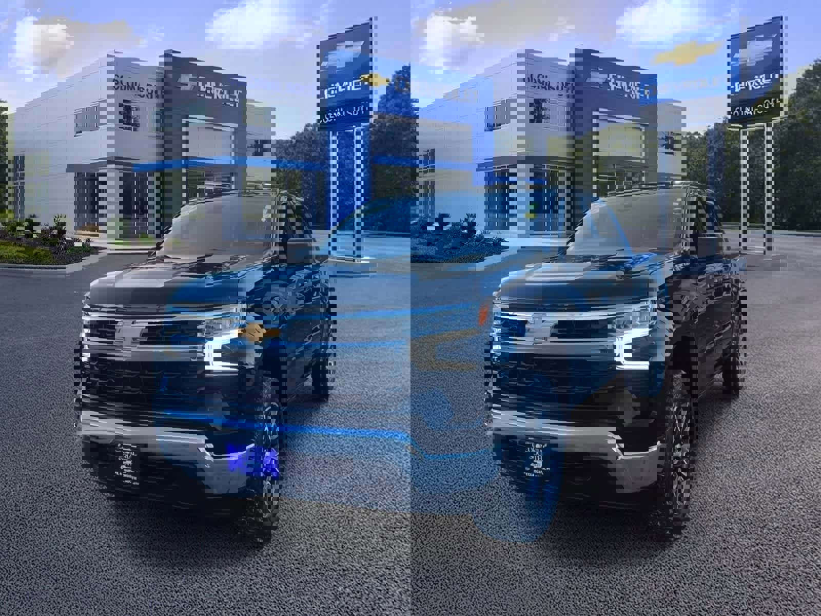 Certified 2024 Chevrolet Silverado 1500 LT image 1