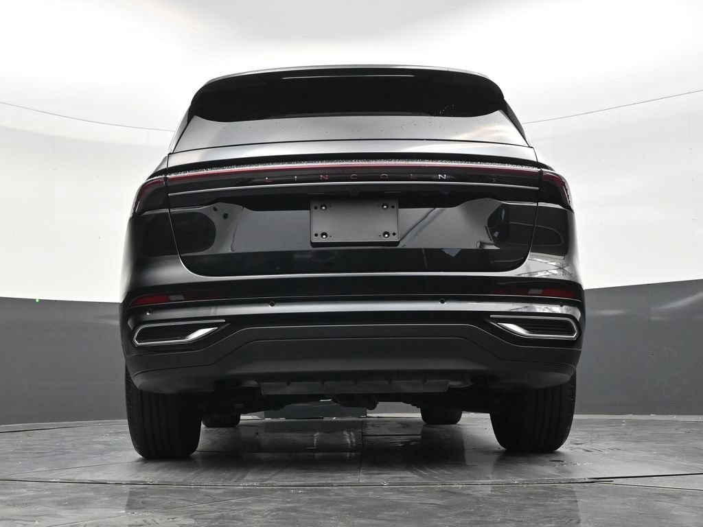 Used 2025 Lincoln Nautilus Premier AWD/4WD image 25