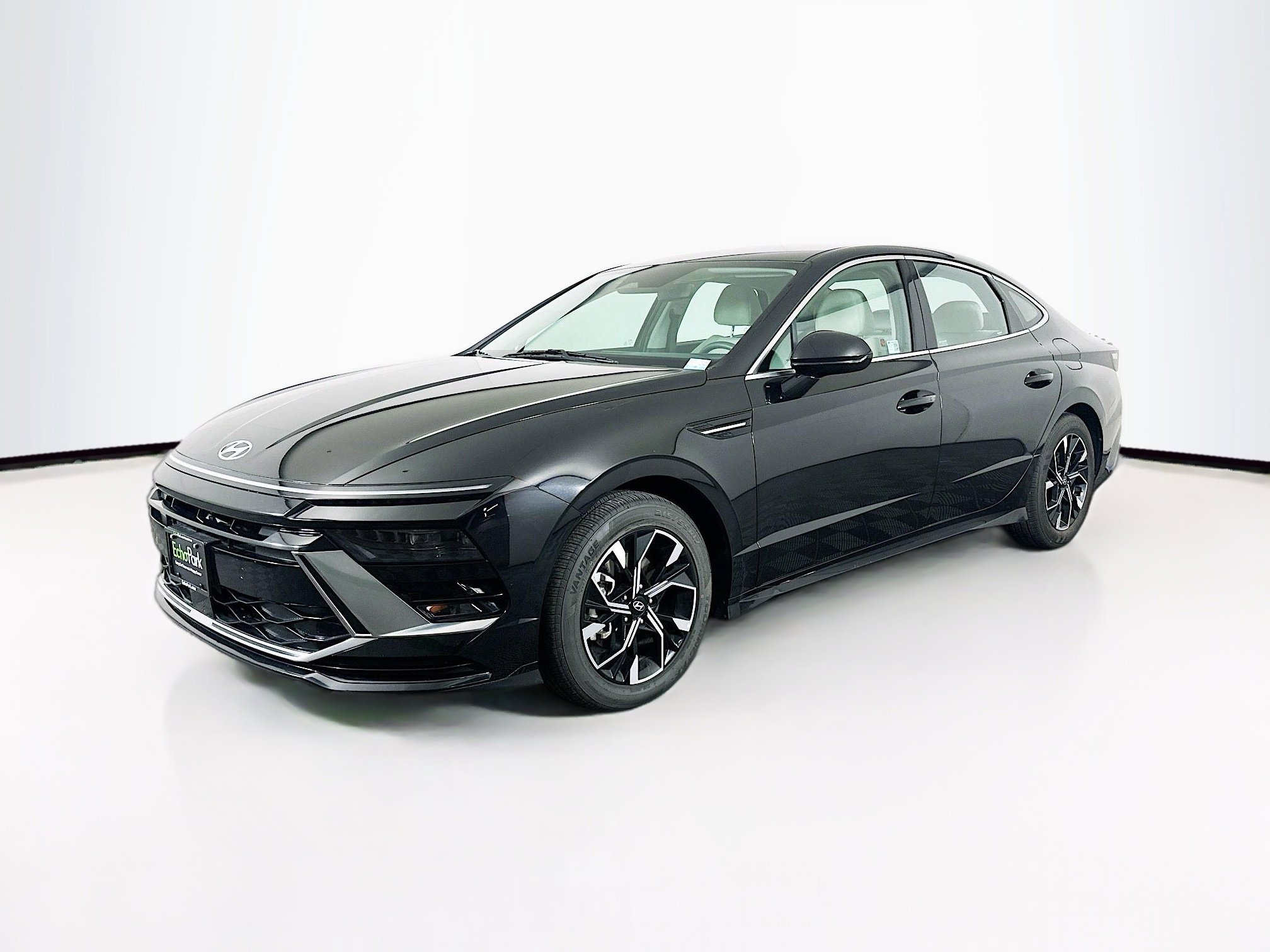 Used 2025 Hyundai Sonata SEL image 3