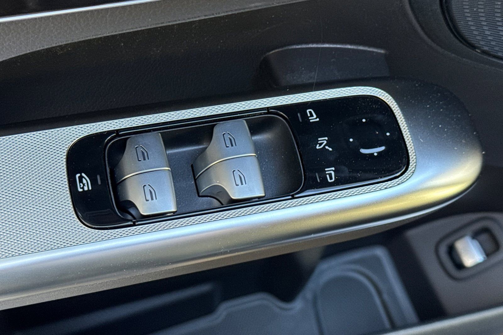 New 2026 Mercedes-Benz GLC 300 image 23