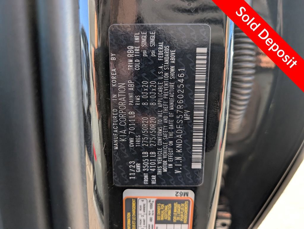 Certified 2024 Kia EV9 Land image 32