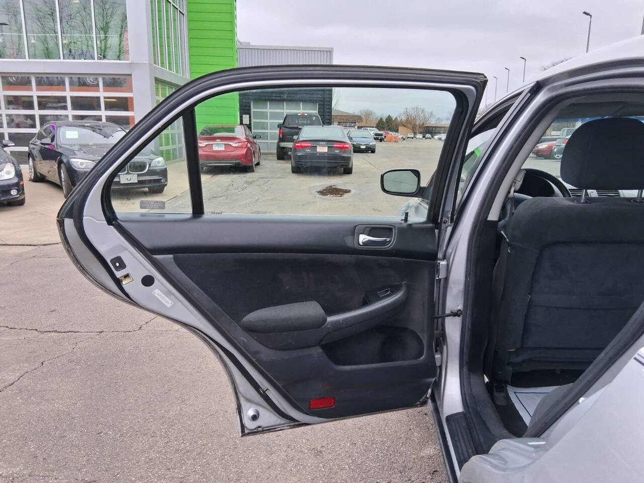 Used 2005 Honda Accord LX image 17