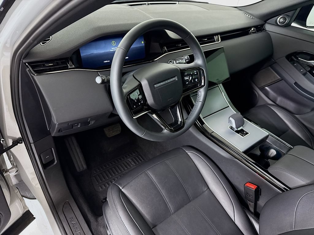 Certified 2025 Land Rover Range Rover Evoque S AWD/4WD image 9